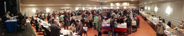Vancouver Comic Show Pan Picture 03