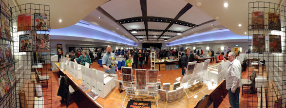 Vancouver Comic Show Pan Picture 01
